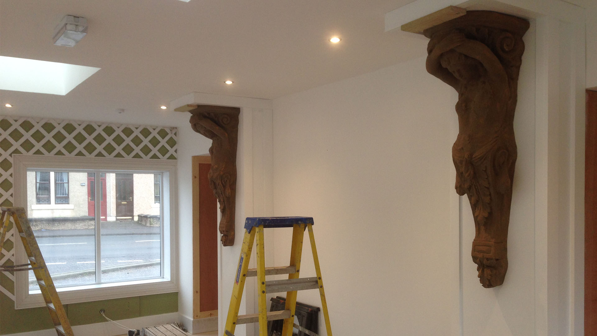 Mango Hotel renovation — wall finishing and decorative works